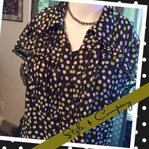 Polkadot blouse with ruffles rockabilly 🎀